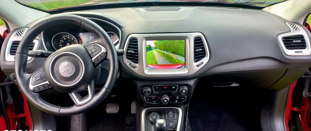 Jeep Compass cena 91999 przebieg: 52213, rok produkcji 2019 z Młynary małe 301